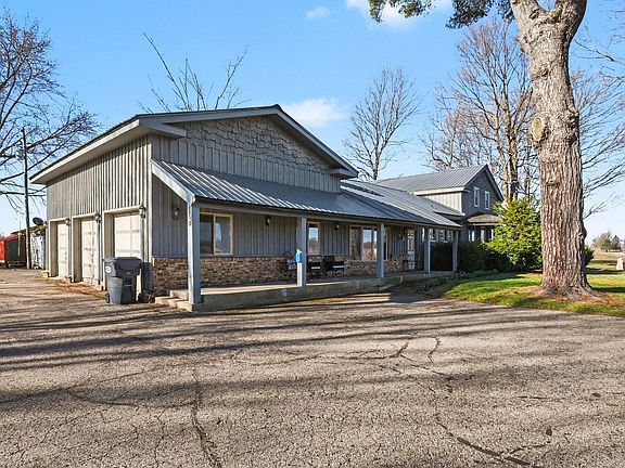 2nd image of 59379 Territorial Rd