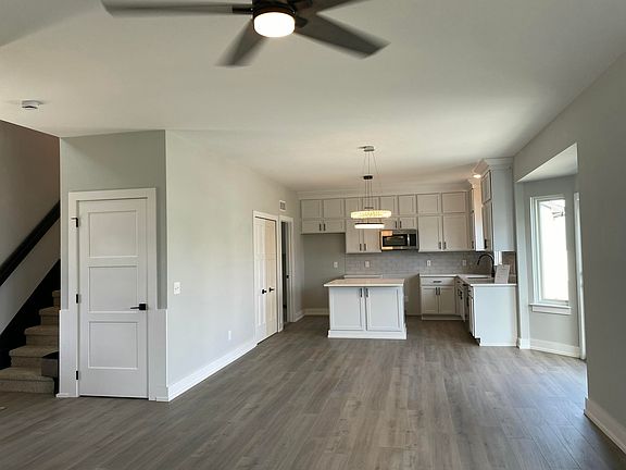 5th image of 5120 Wilshire Dr #48