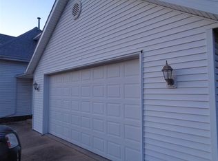 504 N Wayne St, Warren, IN 46792