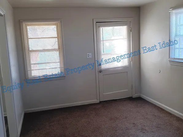 1698 N Garfield Ave, Pocatello, ID 83204
