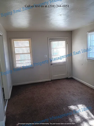 1698 N Garfield Ave Photo 1