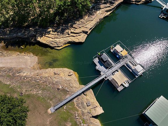 2nd image of Rocky Cove Rd