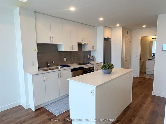 2nd image of 461 Green Rd #921
