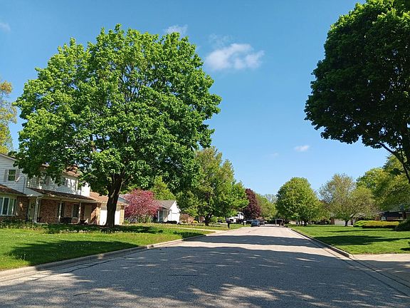 4th image of 815 Canterbury Dr