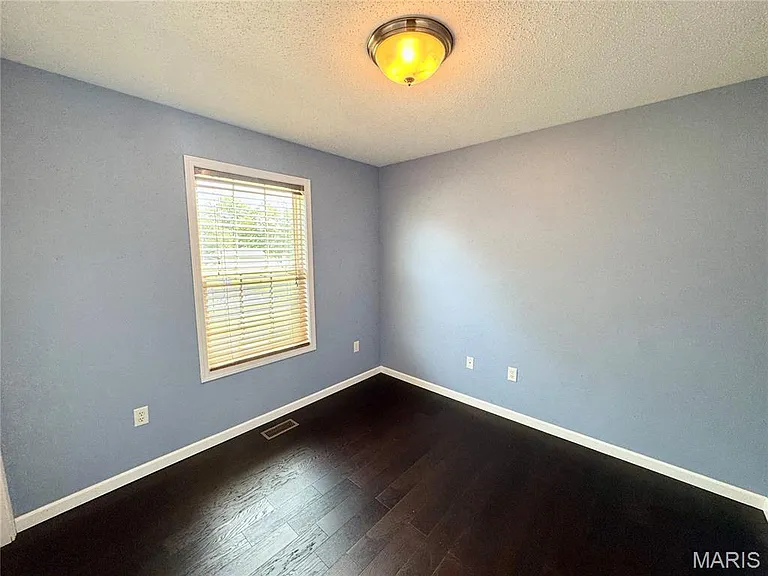 8532 Country Ln — Photo 16