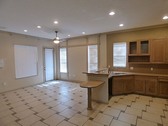 3rd image of 13744 Bluebird Pond Rd