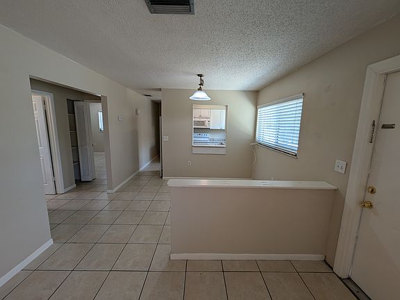 5th image of 42 Boundary Blvd APT A