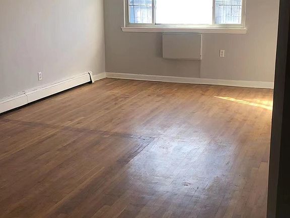2nd image of 5319 97th St Floor 1