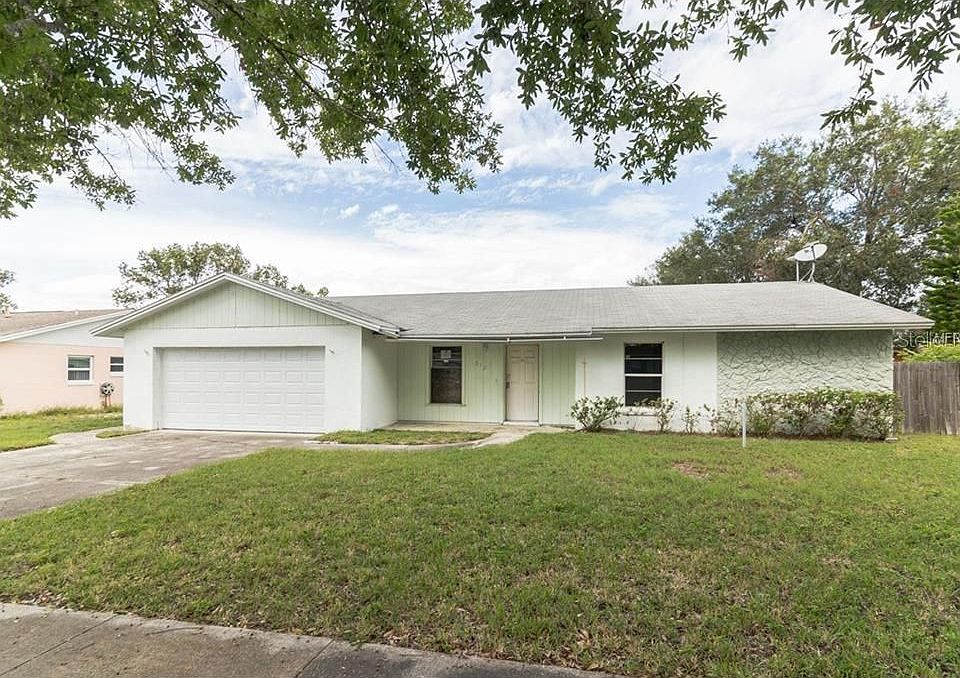 1st image of 512 Ivanhoe Way