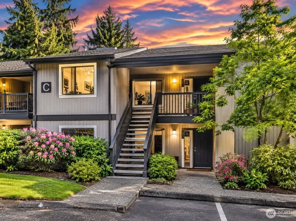 14130 17th Place #C3, Bellevue, WA 98007