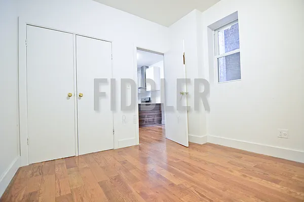 Rented by Fiddler Realty | media 7