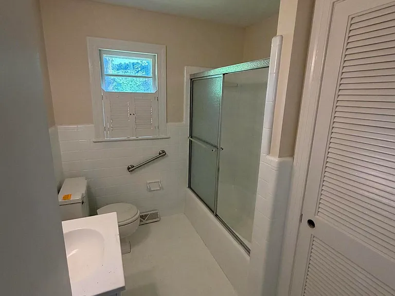 2510 Trull St SW — Photo 2