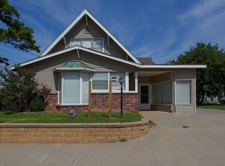 125 W Needles Ave, Bixby, OK 74008
