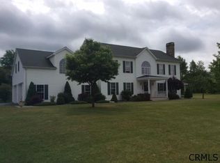 368 Gahbauer Rd, Hudson, NY 12534