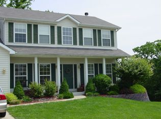 306 Copper Mountain Dr, Fenton, MO 63026