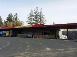 384 Quaker Rd, Queensbury, NY 12804