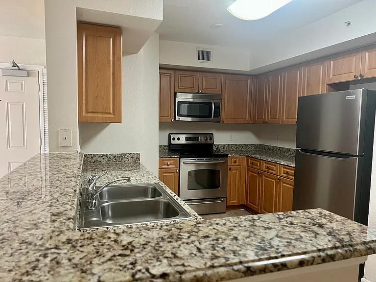 6760 Heritage Grande #6302 — Photo 11