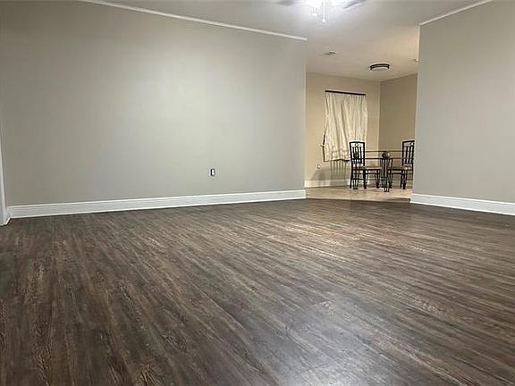 4th image of 7818 Scottwood Dr