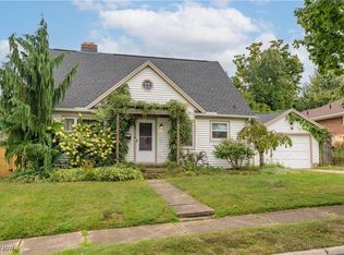 221 Clinton Ave, Akron, OH 44301