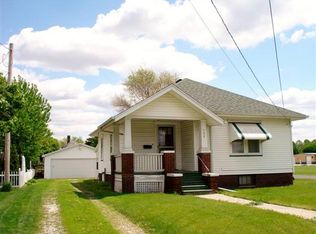 157 S Farnham St, Galesburg, IL 61401