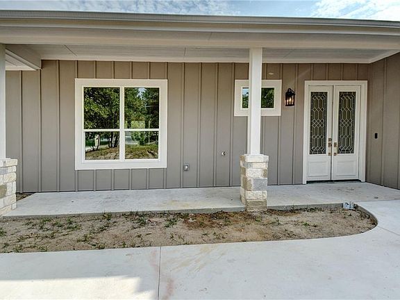 5th image of 122 Kainalu Ln