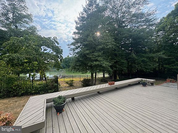 2nd image of 24320 Greenbriar Ln