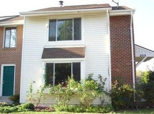 2219 Christy Pl, Herndon, VA 20170