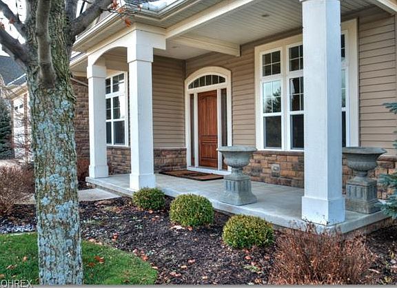 2nd image of 444 Saint Andrews Ln