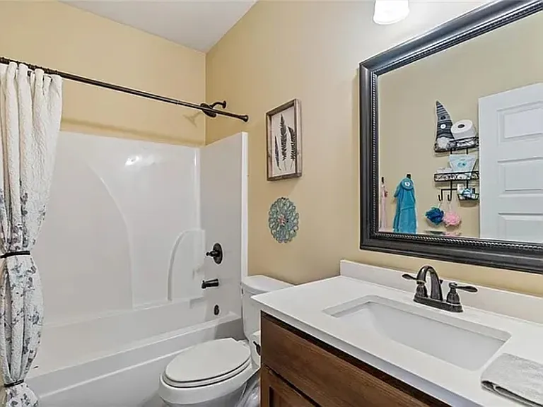858 Linlen Ave — Photo 38