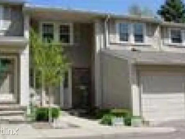 1612 Brentwood Dr #544, Troy, MI 48098