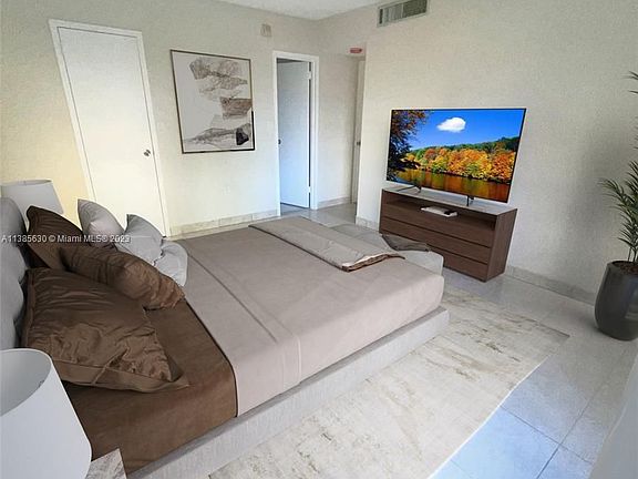 2nd image of 17560 Atlantic Blvd APT 210