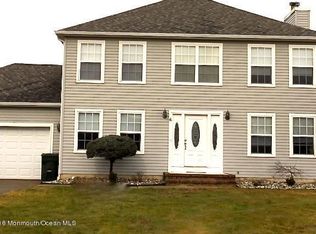 4 Skylark Dr, Jackson, NJ 08527