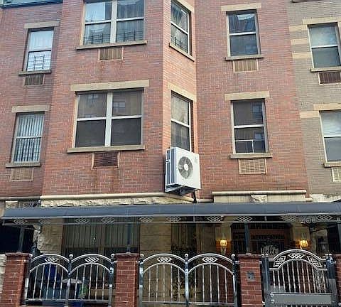 2nd image of 1260 Grant Ave