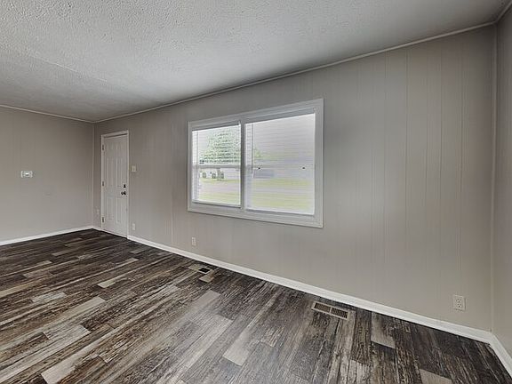 5th image of 514 Carol Dr