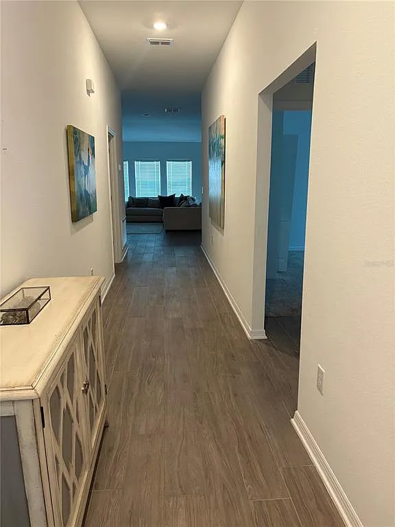 4 bed, 2.0 bath, 1935 sqft, $2,200 — Photo 4