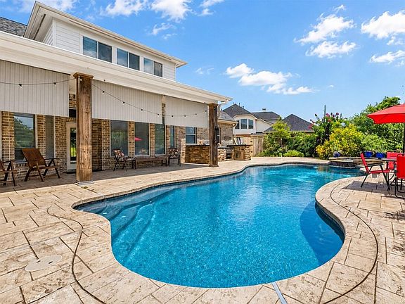 2nd image of 7023 Dusty Rose Cir