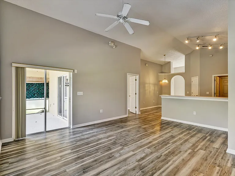2802 Playing Otter Ct — Photo 18