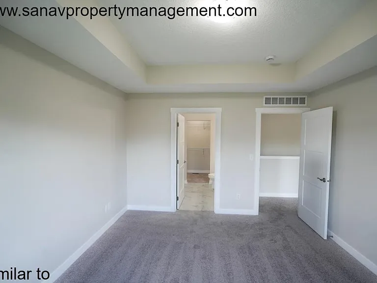 700 SE Mesa Dr — Photo 18