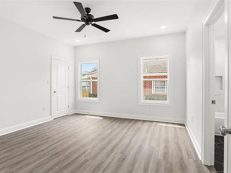 2634 New Orleans St — Photo 6