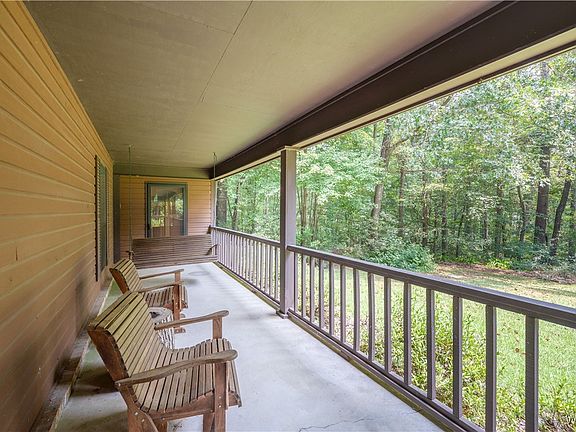 3rd image of 7801 Lake Sherwood Cir