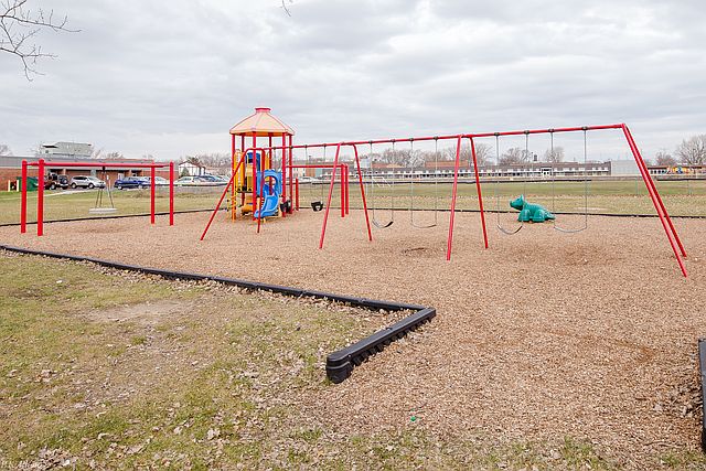 2nd image of 10436 S Tod Dr