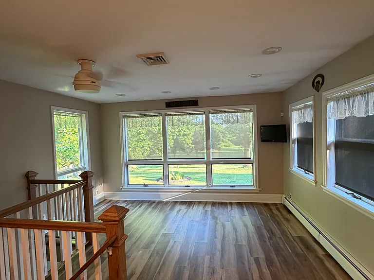 1043 Davis Grove Rd — Photo 5