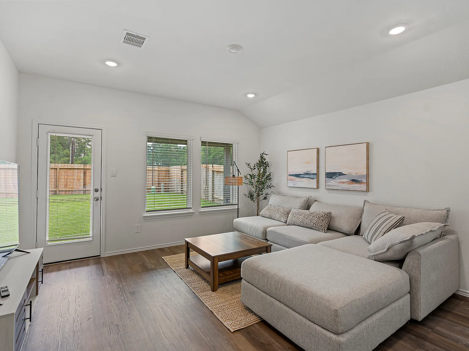 5414 Magnolia Heath Ln — Photo 2
