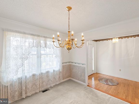 5th image of 31 Bramblewood Ct