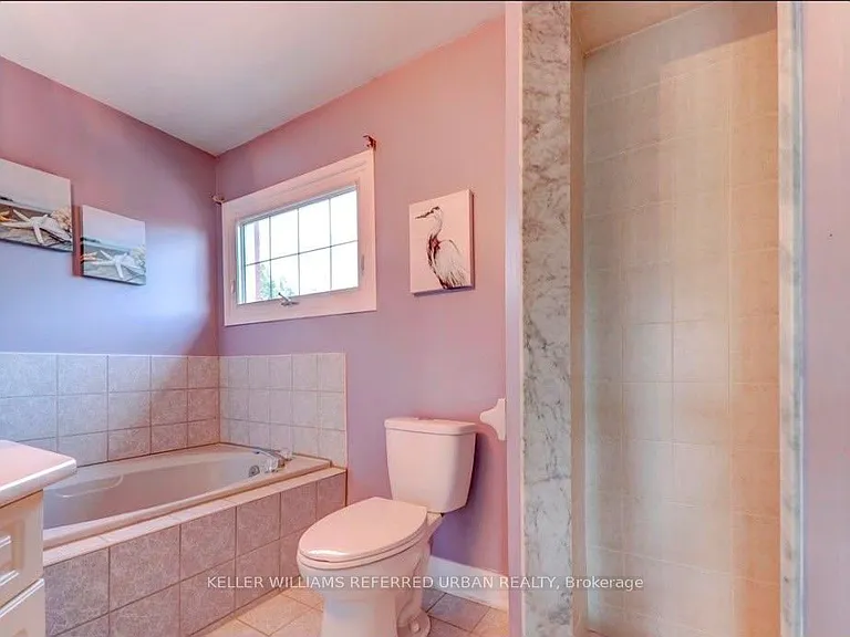 1539 Napanee Rd — Photo 17