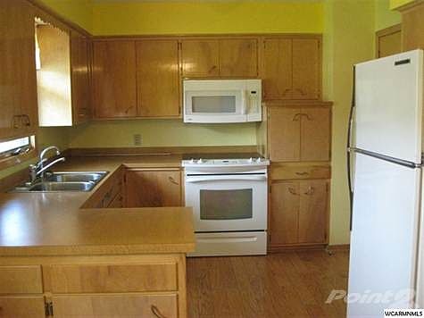 4th image of 1429 S Shore Dr
