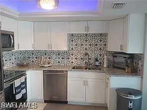 2 bed, 2.0 bath, 1150 sqft, $3,300 — Photo 4