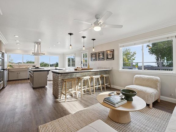 2nd image of 239 Montura Way