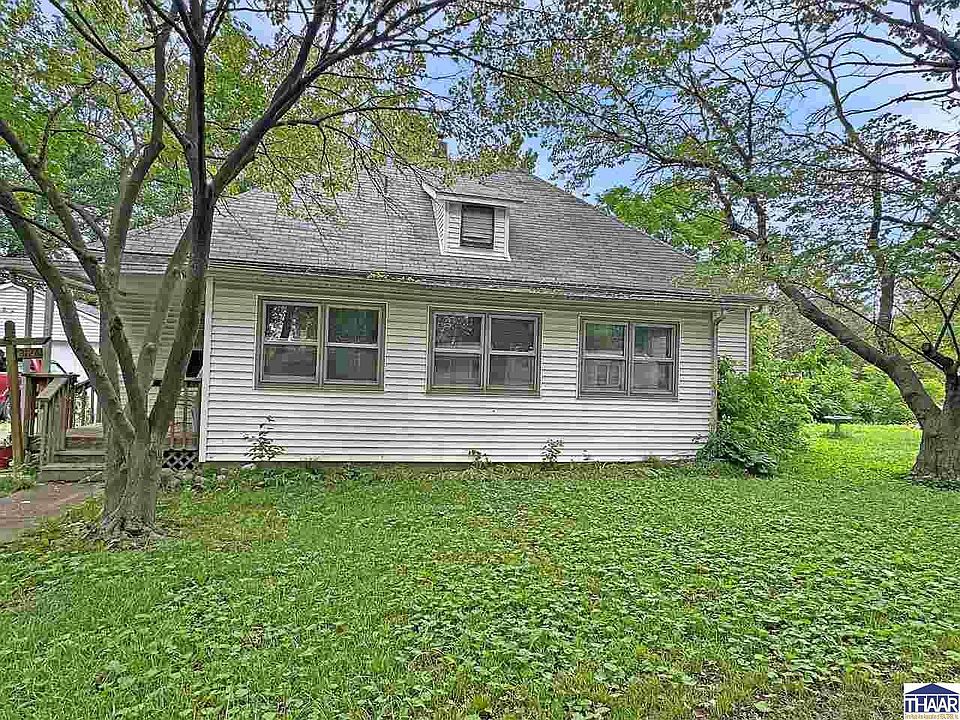 1st image of 3126 E Linn Ave