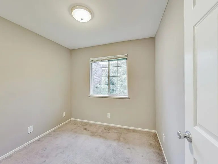 1801 Sausal St #D — Photo 11